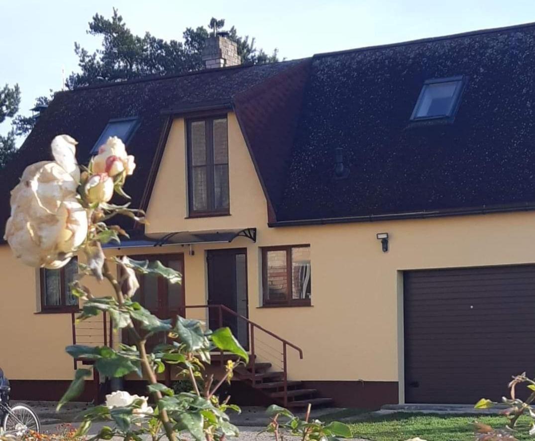 Villa Лора Lapmežciems Esterno foto