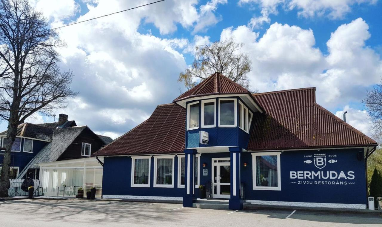 Villa Лора Lapmežciems Esterno foto
